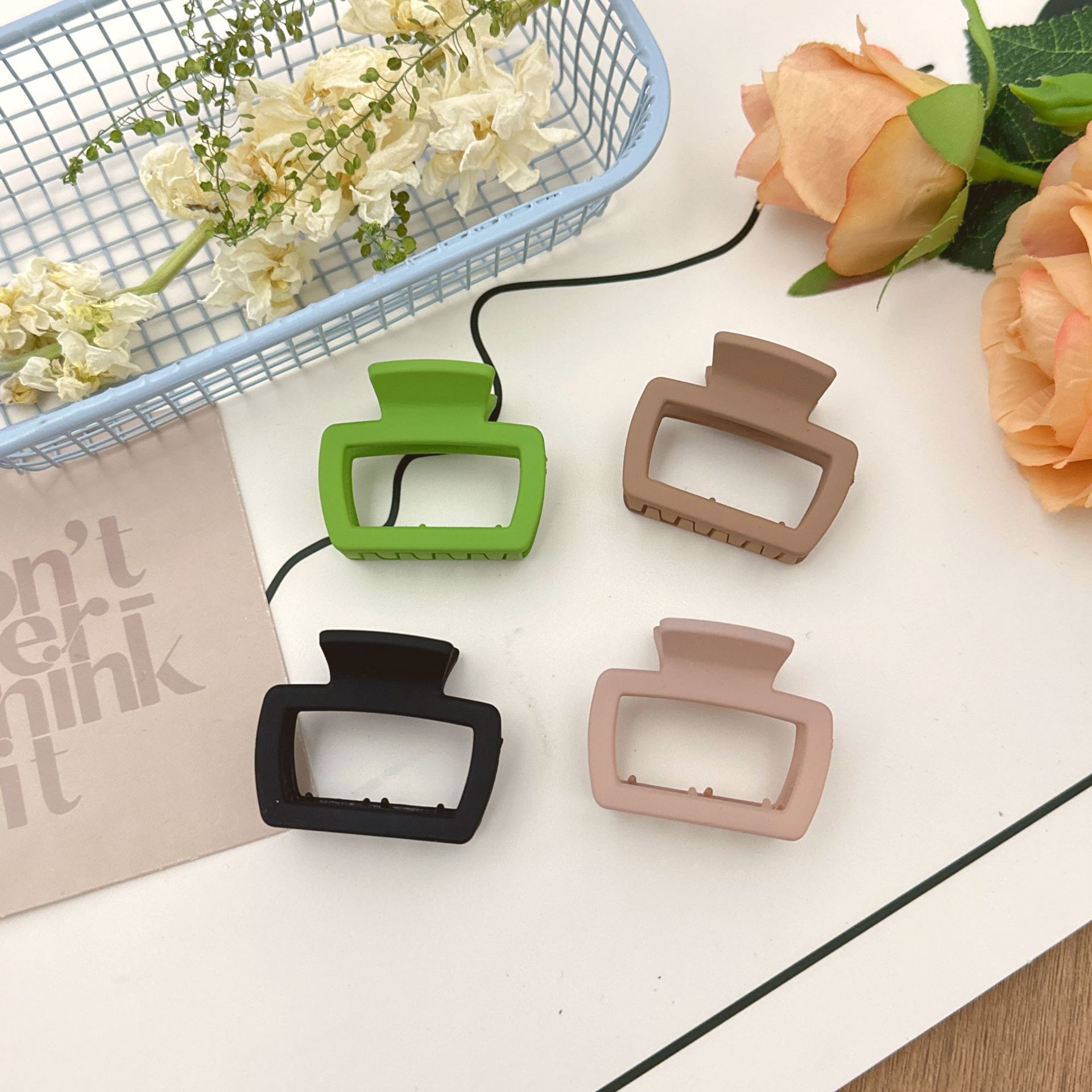 Women's Square Lightweight Hai – Women Accessories Online recenzja i cena